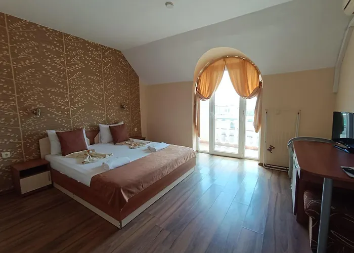 семеен детелини Otel