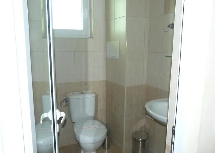 семеен детелини Otel 2*