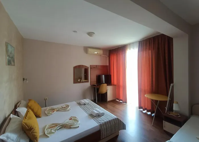 семеен детелини Otel Primorsko